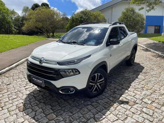 FIAT TORO 2.0 16V TURBO DIESEL FREEDOM 4WD AT9 FIAT TORO 2.0 16V TURBO DIESEL FREEDOM 4WD AT9